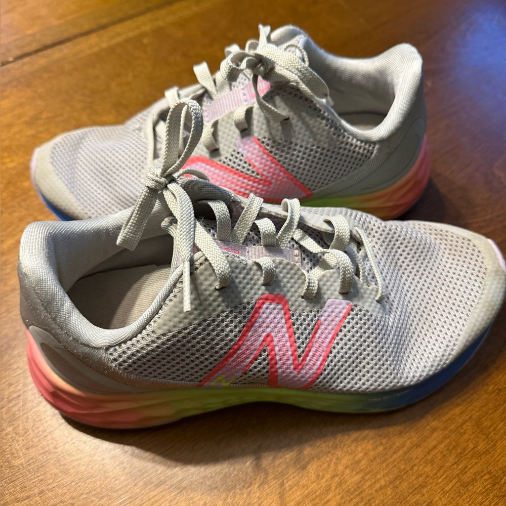 New Balance Gray Sneakers with Pink Accents